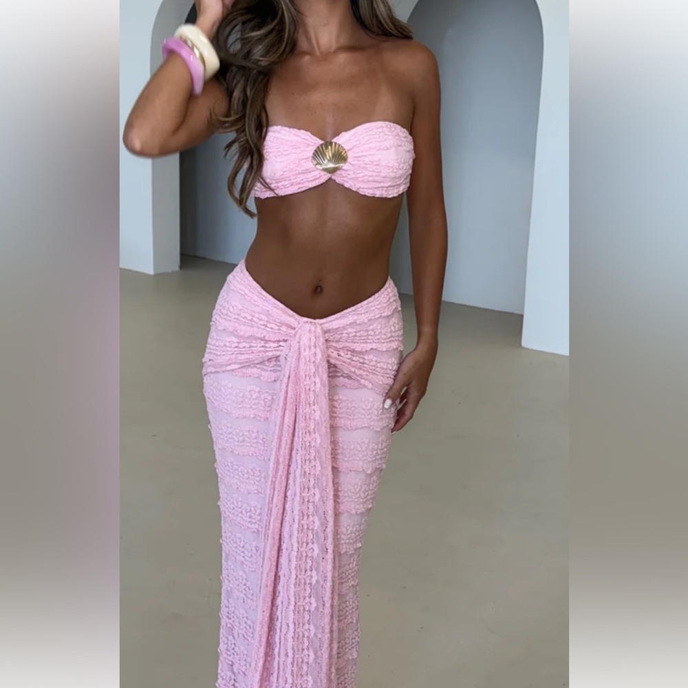 Elegant Pink Lace Skirt & bandeau set